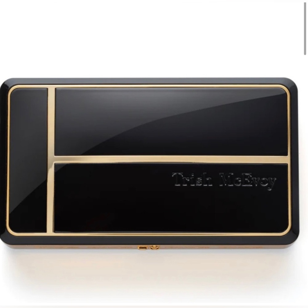 Trish McEvoy Refillable Compact Palette